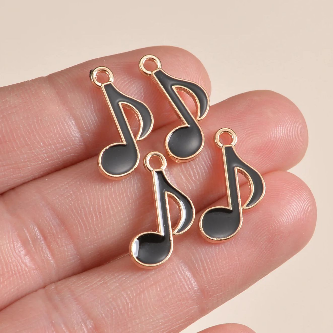 50pcs 12x20mm Cute Enamel Musi - Jewelry Making Notes recension och pris